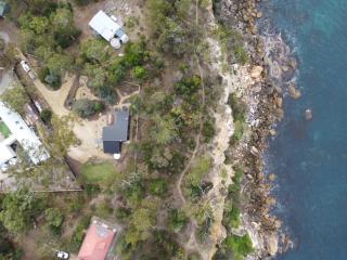 'Sisters' - Cliff top cabin with hot tub - 5