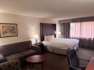 Medicine Hat Lodge - 3