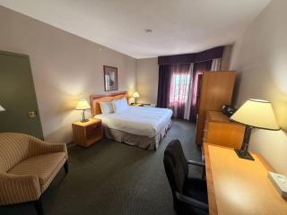 Medicine Hat Lodge - 2