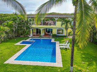 Amazing Private Beach Front Villa with Hot tub - 8