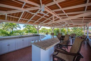 Amazing Private Beach Front Villa with Hot tub - 1
