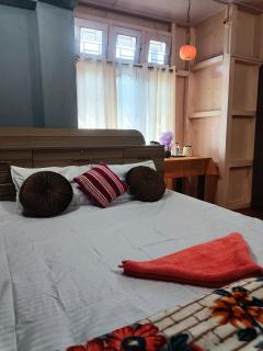 Lake View Homestay, Ziro Valley - 3
