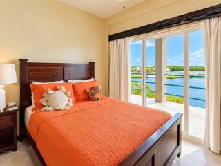 Suite B303 @ Mara Laguna *Gold Standard Certified - 4