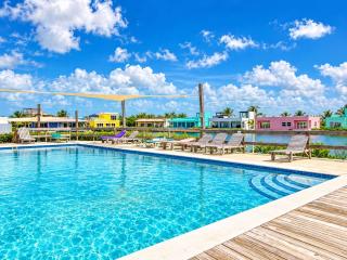 Suite B303 @ Mara Laguna *Gold Standard Certified - 6