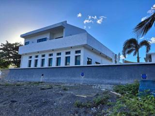 Cave Beach Resort - Boutique Accomodation - 0