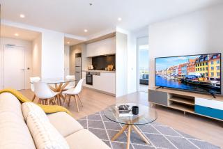 D11 Skyline View Abnb 2BR With Free Parking, 6 Min Walk To MCEC - 5