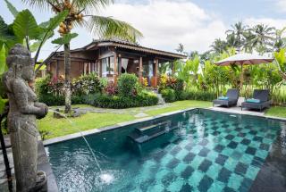 Santris Villas by GenuineHost - 3