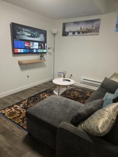 Cozy Nest Suite-Modern private Retreat in Brighton - 1