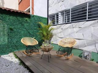 Aptos frente a Cafam Floresta - Urbania Hosting - 4
