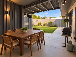 Spacious Family Retreat - 4