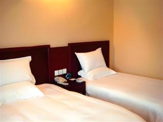 GreenTree Inn Shanghai Songjiang Xinqiao Jiuxin Road Express Hotel - 5