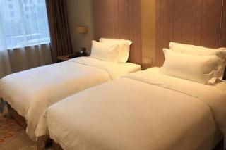 Lavande Hotel Yantai Train Station Branch - 2