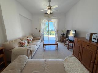 PanoramicSeaView Apt Huge Terrace in Regina Gardens - 2