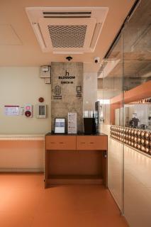 JH Blossom Capsule and Cabin Hotel #2 - 2
