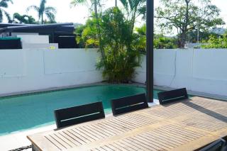 Cozy 4 bedroom pool Villa, Black Mountain - 1