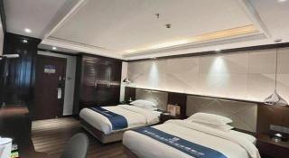 Borrman Hotel Zhongshan Henglan Xiyong - 9