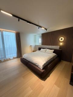 Knight Rooms - 8