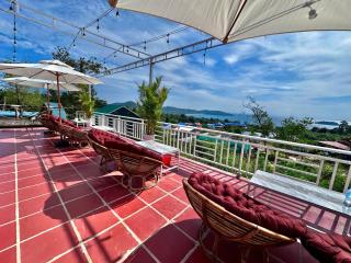 YaYa Hostel Restaurant & Skybar - 0