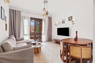 Central 2BR in South Marina, El Gouna - 8