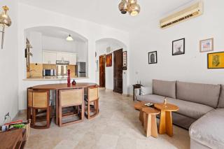 Central 2BR in South Marina, El Gouna - 4