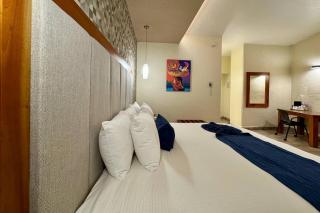 Comfort Inn Cordoba - 0