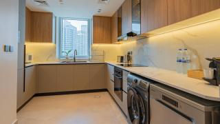 Deluxe 3 Bedroom with Marina & Sea View - 2