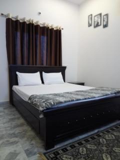 Spacious 3 bhk Apartment Fable Eden Home Stays by GRV Group - 9