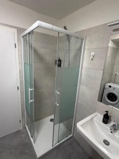 Modern studio in a vibrant neighbourhood - Praga - 2