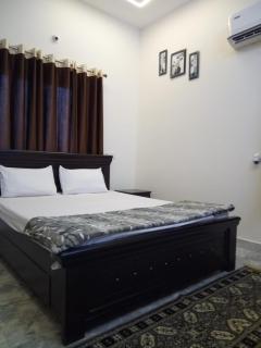 Spacious 3 bhk Apartment Fable Eden Home Stays by GRV Group - 0