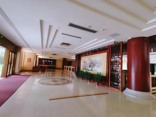 Longyan Capital International Hot Spring Resort - 8