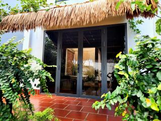 Mi Amor Vacation Home 2- A Private Big House with 2 separate Bedrooms, Central Location, Fully Furnished, Only 5 Minutes To The Beach - 6
