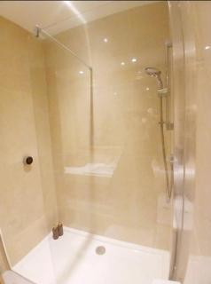 Stylish Galway City 2 Bed with 7 Min Walk to Eyre Square - 6