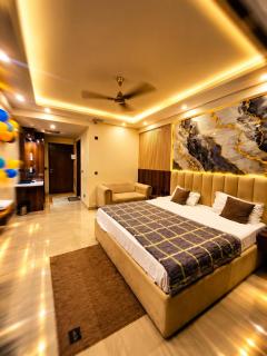 Omaxe Hazratganj - 5