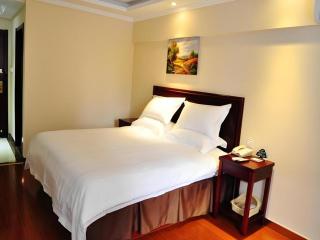 GreenTree Inn Yangzhou Slender West Lake Wencheng Attic Express Hotel - 9