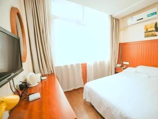 GreenTree Inn Yangzhou Slender West Lake Wencheng Attic Express Hotel - 8