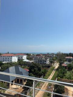 Cozy Home Near Zanzibar Airport - 3