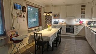 Cozy Arctic Circle Family House - 7