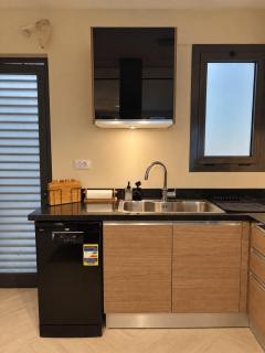 The Velvet Pearl - 2BR - Lake View Residence - 1