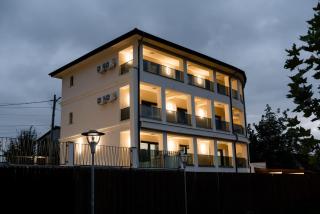 Fundeni Boutique - 9