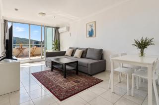 Dana-Ensuite in Central Shared Duplex Apartment - 5
