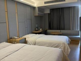 Greentree Inn Shanghai Middle Xinfu Road Huazhi Road Business Hotel - 1