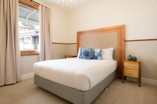 2 Houses, 1 Booking, Great Location - 8