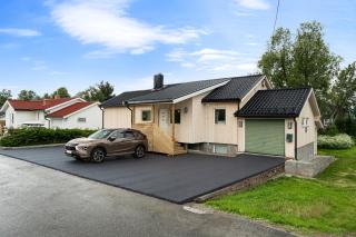 Exclusive South Tromsøya home peaceful & central - 7