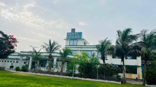 Royal Resort - 7