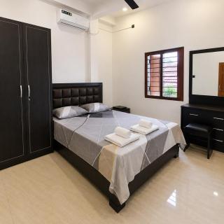 MODERN-LUXURY Private Oasis in Mannar - 3