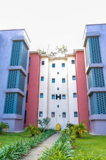 Iris 2&3 Bedroom Lakeside Condos in Entebbe with swimming pool and beach access - 8