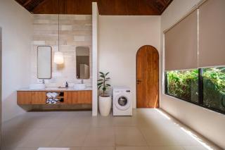 Abangan Palace Ubud - Three Bedroom Private Pool - 1