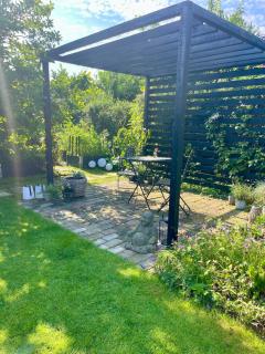 Newly renovated house - close to shopping and trains - 5