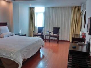 GreenTree Inn Huainan Tianjiaan District Wanda Plaza Express Hotel - 9