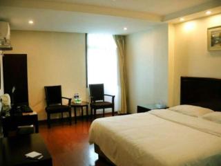 GreenTree Inn Huainan Tianjiaan District Wanda Plaza Express Hotel - 8